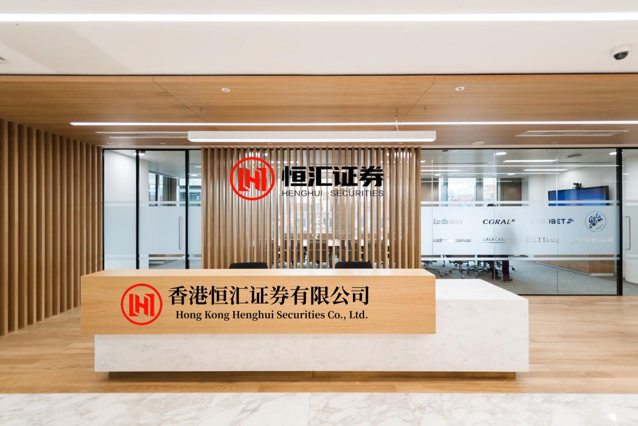 粤友配资 湖南69岁男子养鸡鸭感染鹦鹉热，高烧39.8℃且持续不退！